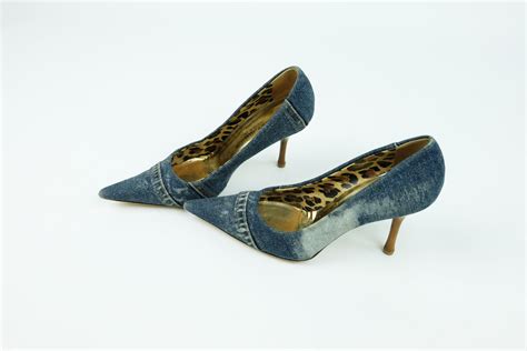 dolce gabbana denim pumps.